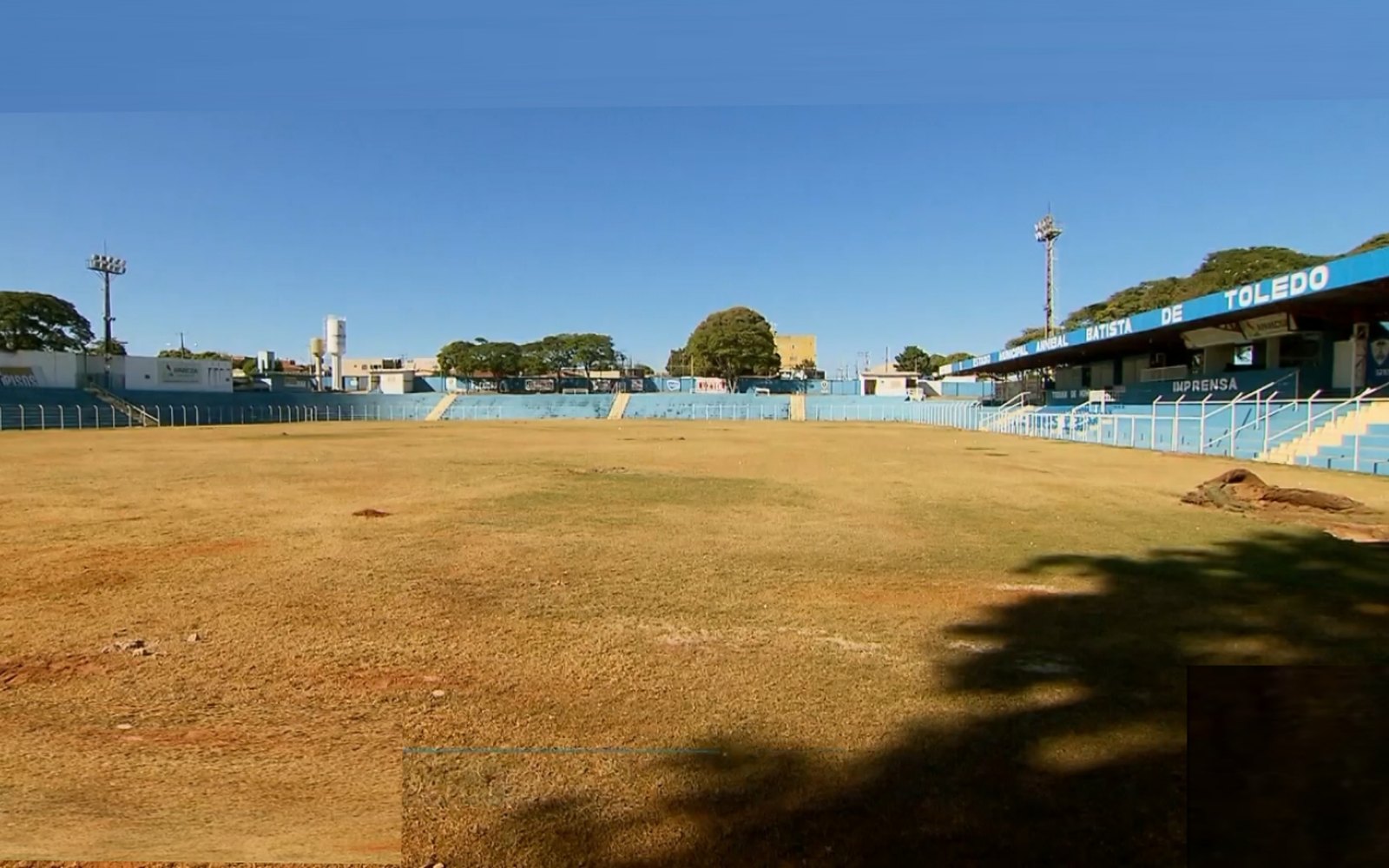 Estádio Annibal Batista de Toledo