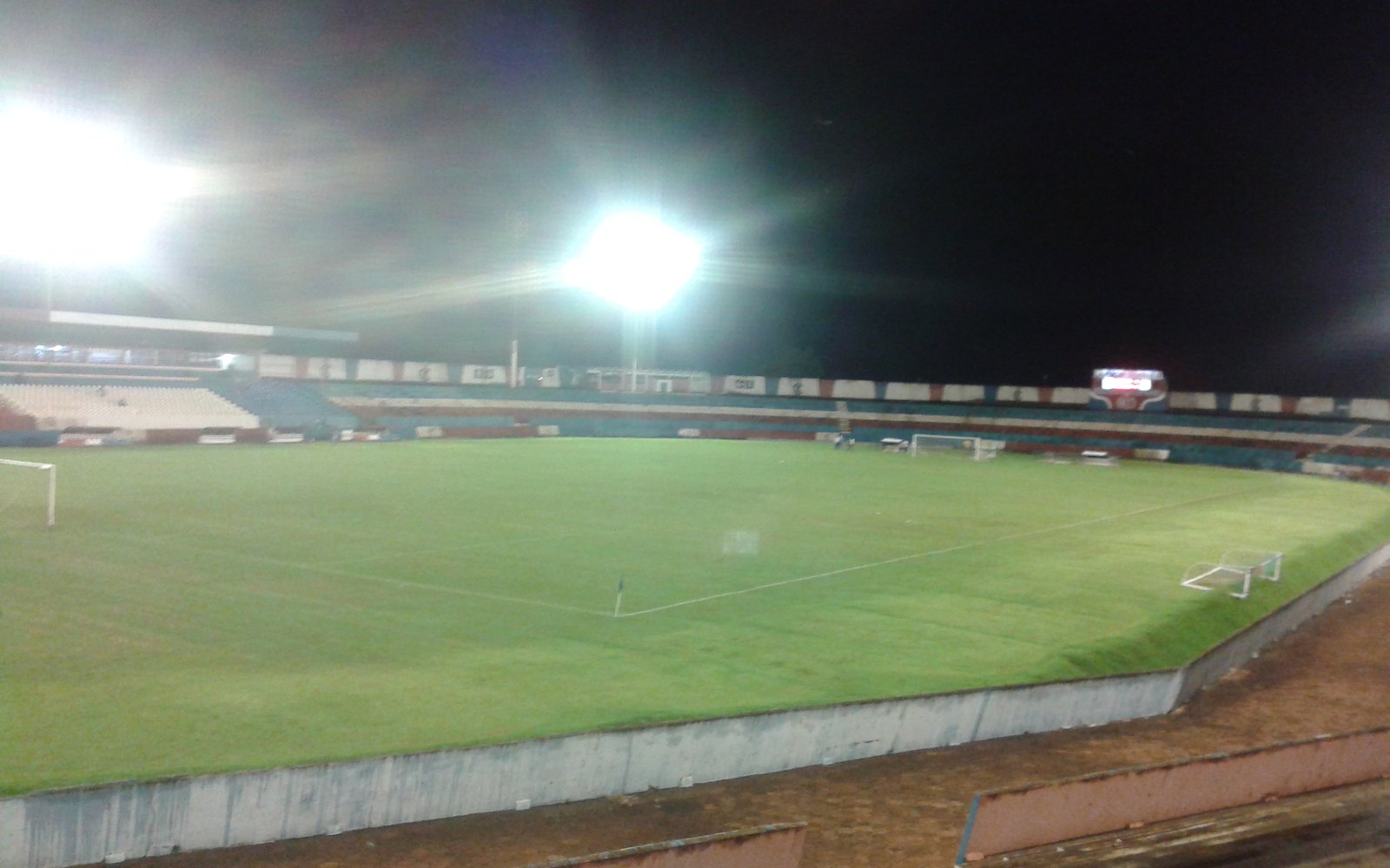 Estádio Municipal Juscelino Kubitschek (JK)