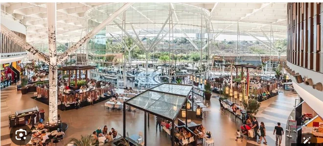 Área de alimentação do Passeio das Águas Shopping em Goiânia
