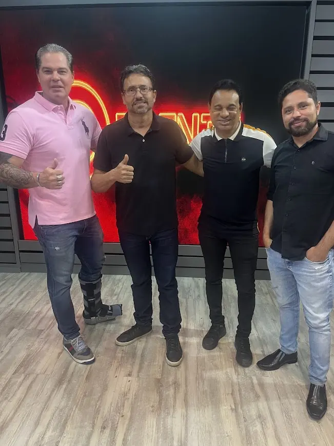 Walace Graça com profissionais da comunicação em Goiás