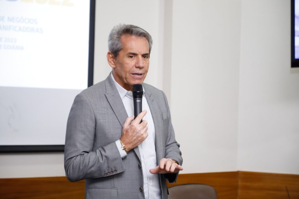 Zé Garrote durante palestra